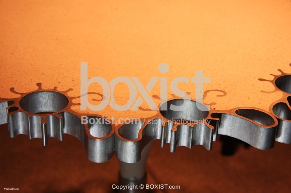 Metal Art Table Edge