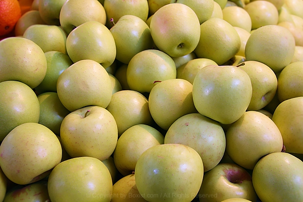 Apples With A Bright Green And Yellow Color
