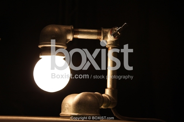 Plumbing_Pipe_Lamp