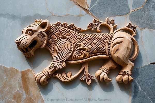 Artwork Wood Carving Of Lion From The Side