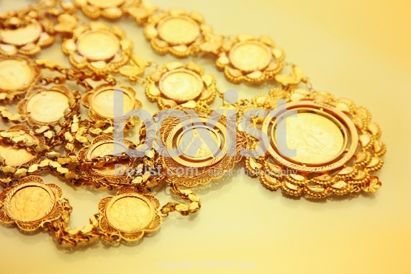 Pure Gold Coins Pendant - Boxist.com Photography / Sam Mugraby's Stock
