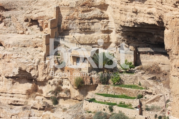 Houses in the Mountains